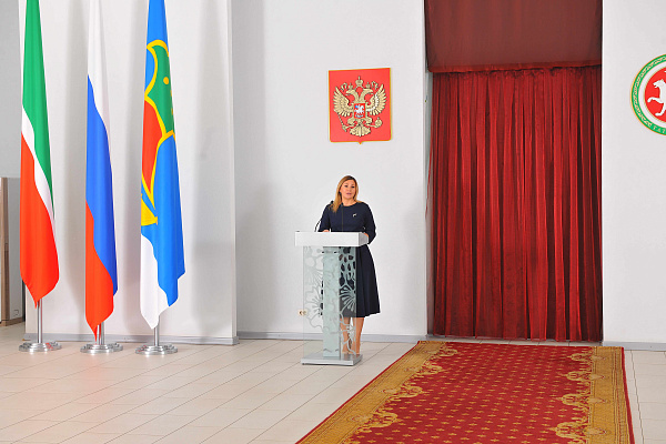 Яр Чаллыда юл хуҗалыгының иң яхшы хезмәткәрләрен бүләкләделәр