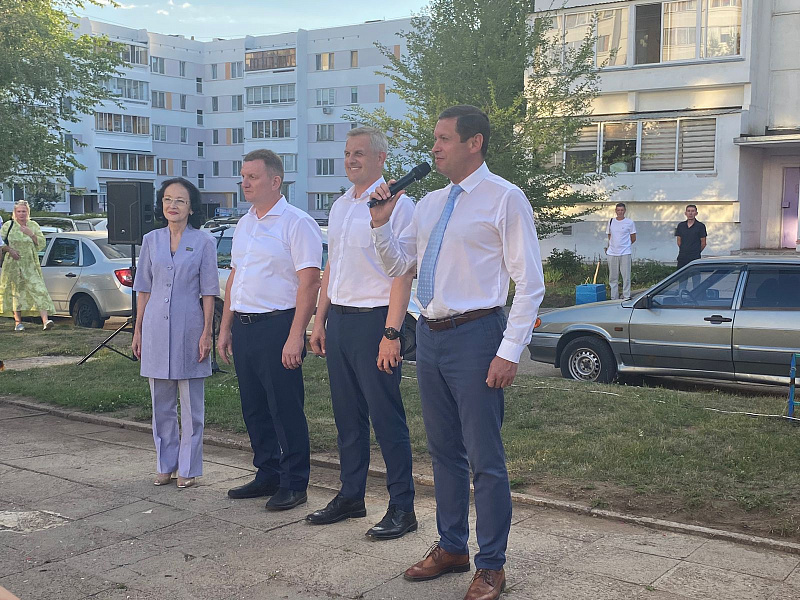 В Центральном районе стартовали праздники дворов