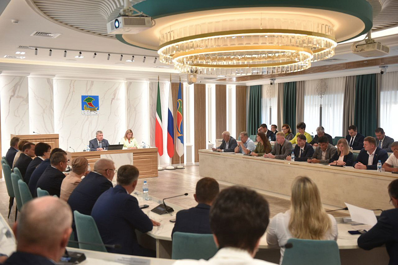 Челнинцев приглашают на публичные слушания