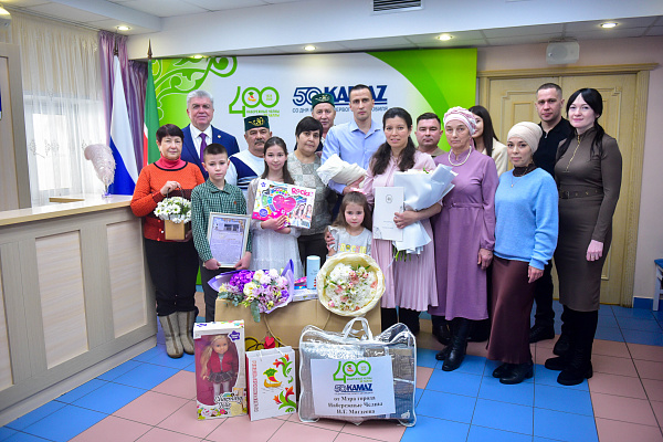 Чаллыда юбилей елында 400 нче бала дөньяга аваз салды