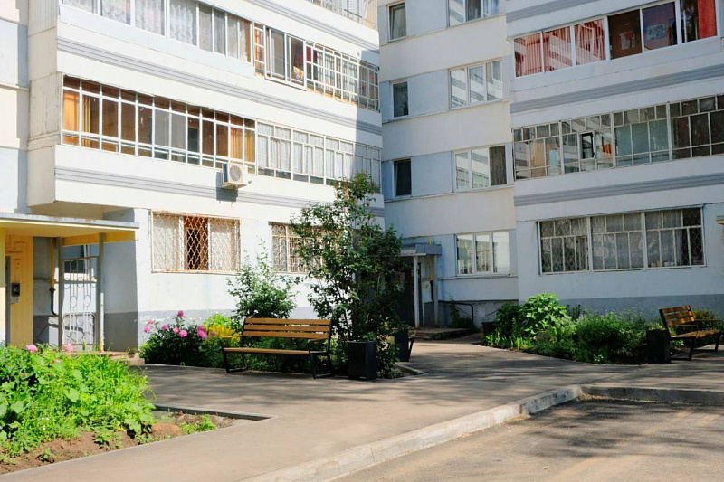 Челнинские депутаты Горсовета проверили благоустройство дворов