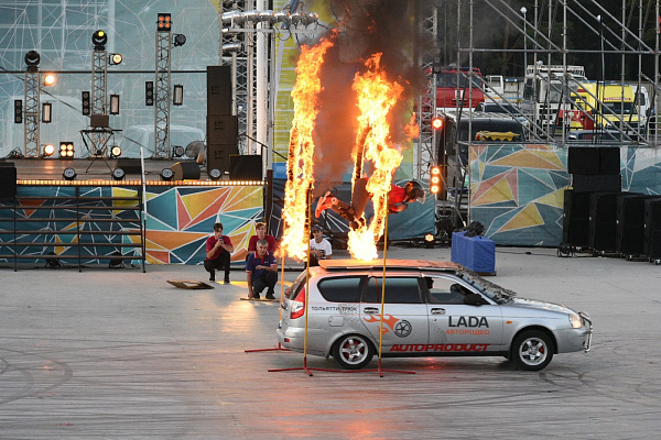 Тысячи челнинцев стали участниками Дня строителя -2022