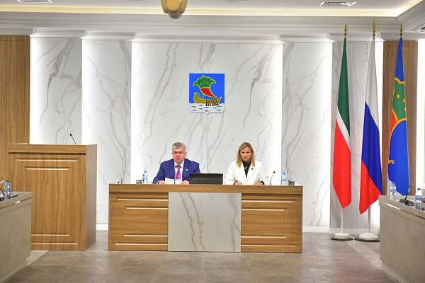 Чаллыда Шәһәр Советының җитәкче составы сайланды