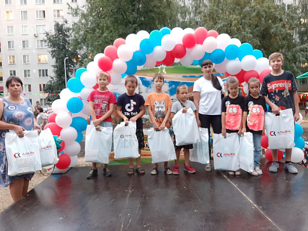 В Автозаводском районе 357 школьникам оказана помощь в подготовке к учебному году