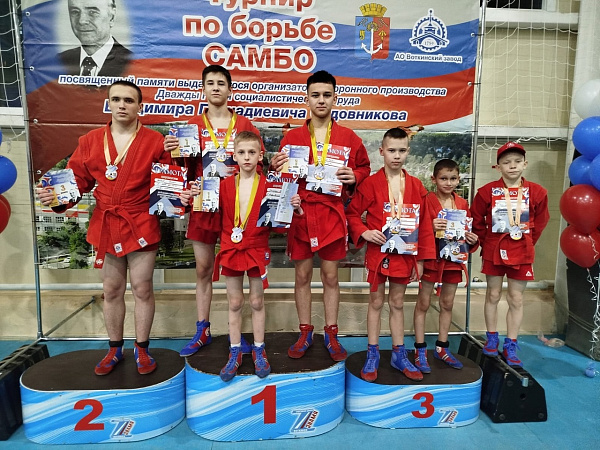 Челнинские самбисты вновь одержали победу