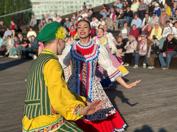 Азатлык майданында концерт узды