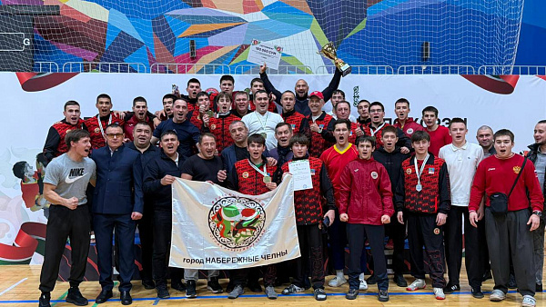 Челнинские борцы вернулись домой с победой