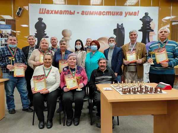 В Челнах состоялся городской этап Республиканского шахматно-шашечного турнира