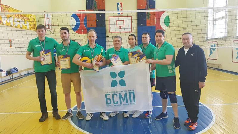 Челнинские медработники соревновались в волейболе