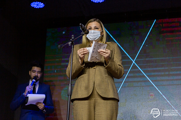 Яр Чаллыда «Ел студенты-2020» конкурсында җиңүчеләрне бүләкләделәр