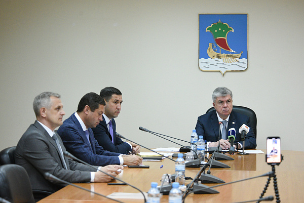 Пенсия фондының элеккеге җитәкчесе Үзәк районы хакимияте башлыгы вазыйфаларына кереште