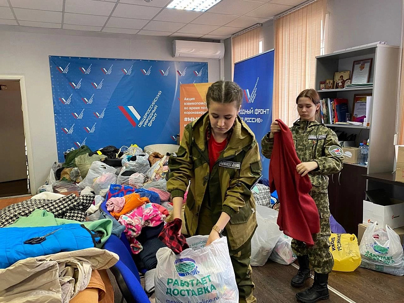 Челнинские волонтеры участвуют в восстановительных работах в Курганской области
