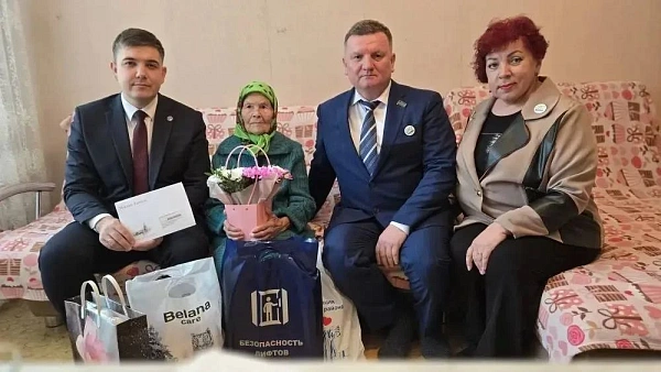 Ветеран встречает 98-летие