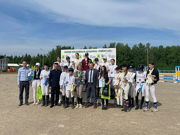 Челнинские спортсмены выиграли соревнования по конкуру