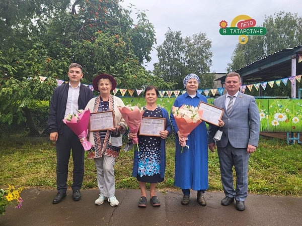 И погода не помеха: в 40 комплексе провели праздник двора