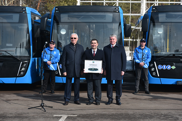 Яр Чаллы шәһәренә 36 автобус тапшырылды