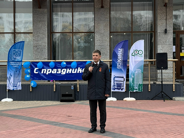 Яр Чаллы Беренче майны концертлар һәм бәйрәм акцияләре белән билгеләп үтте