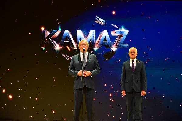 Машина төзүчеләр көнен билгеләп үттеләр