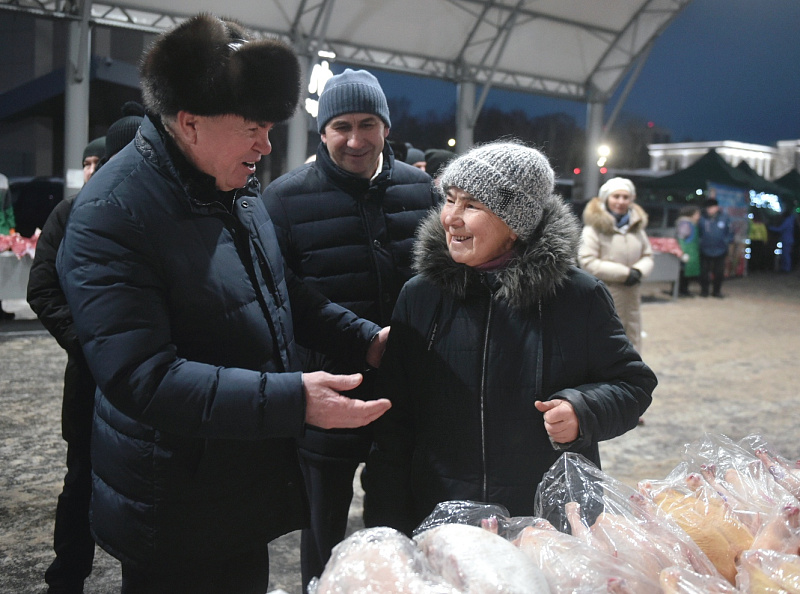 Чаллы хакиме Наил Мәһдиев ярминкәгә барды